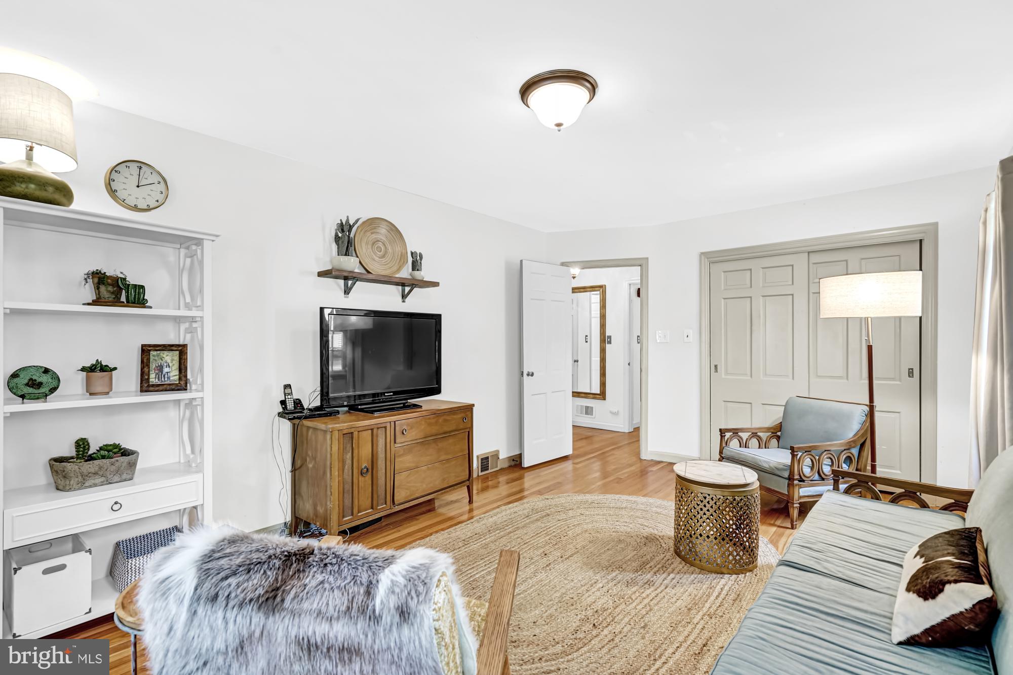 15 Edgewood Road Yardley, PA 19067 - Photo 21 of 51 Gallery Image 21