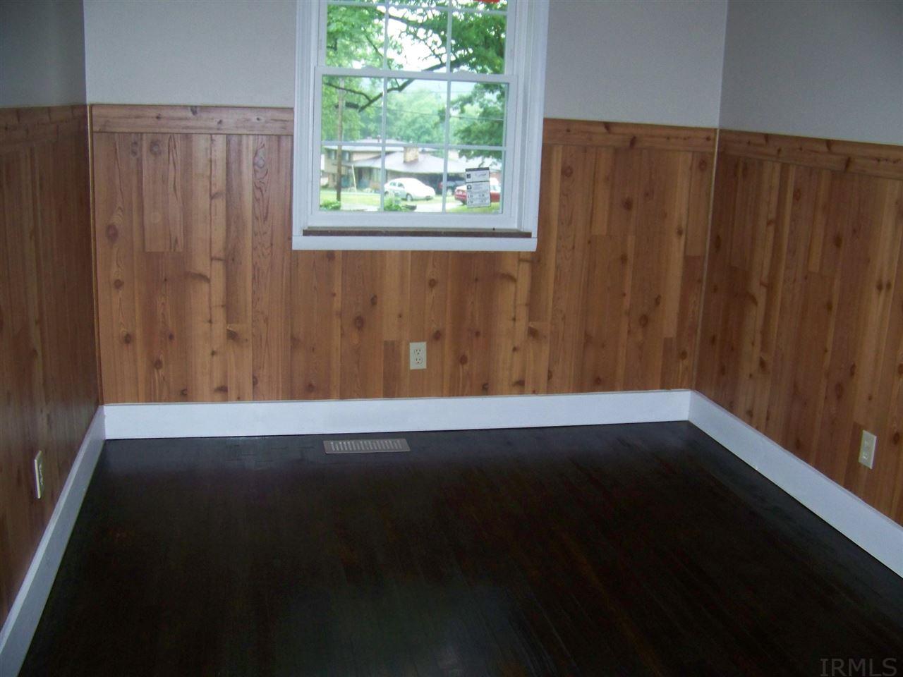 635 Sandy Hook Road Paoli, IN 47454 - Photo 3 of 6 Gallery Image 3