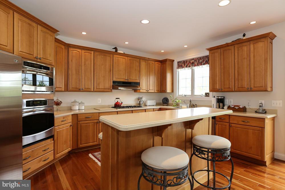 28735 Jacks Field Road Wye Mills, MD 21679 - Photo 10 of 30 Kitchen w/ breakfast bar