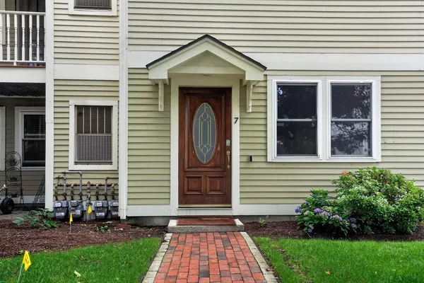$850,000 | 30 Cameron Street, Unit 7, Brookline, MA 02445