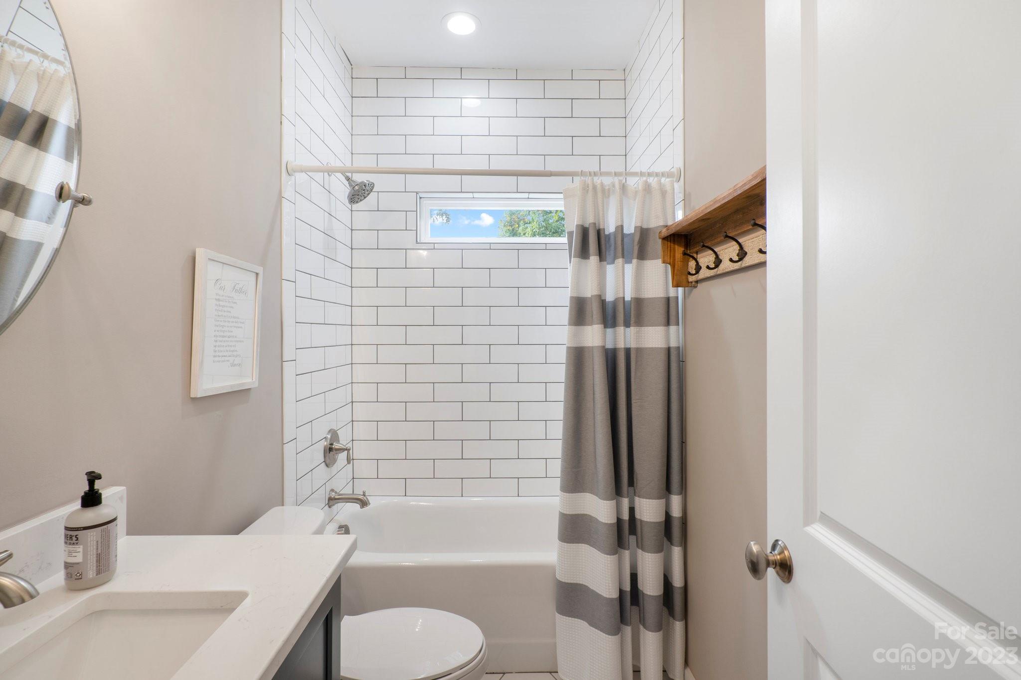 6216 King Wilkinson Road Denver, NC 28037 - Photo 30 of 32 Gallery Image 30