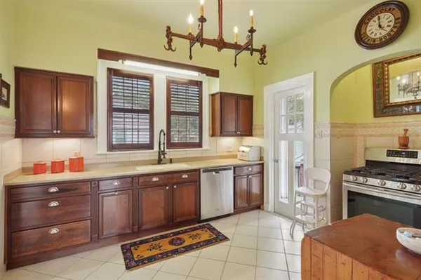 $2,900 | 3570 Gentilly Boulevard, New Orleans, LA 70122