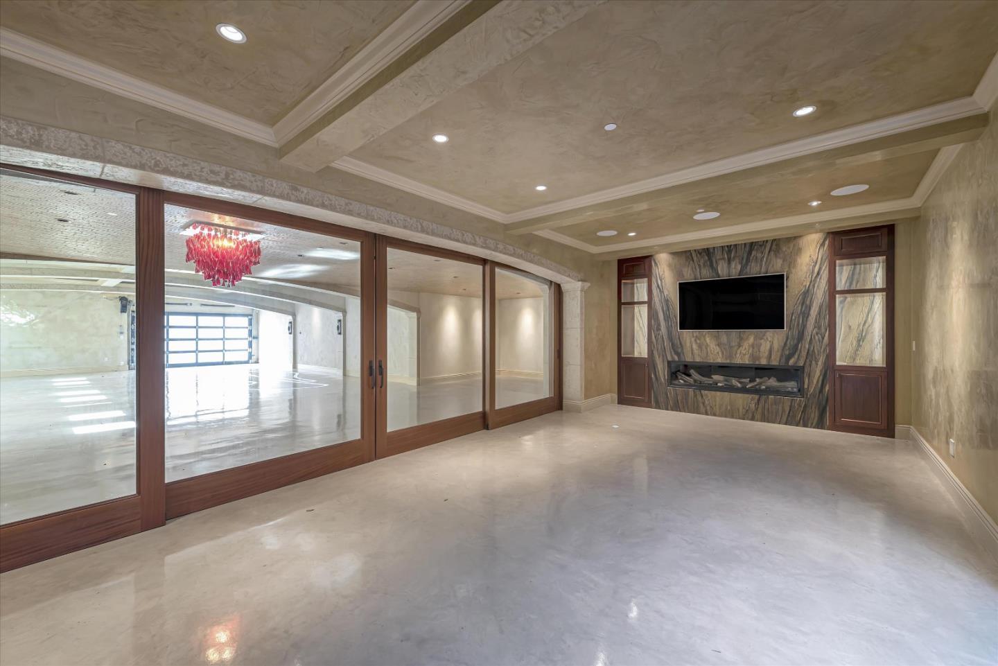 28025 Natoma Road Los Altos Hills, CA 94022 - Photo 4 of 44