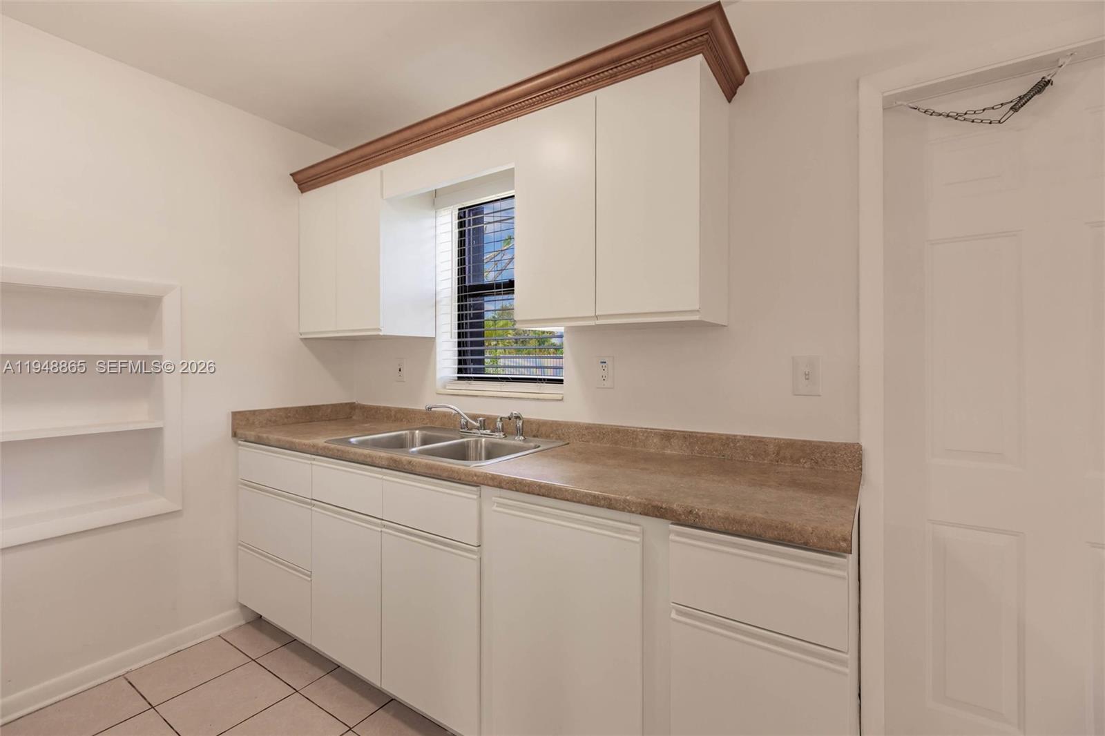 14625 Southwest 104th Place Miami, FL 33176 - Photo 13 of 39