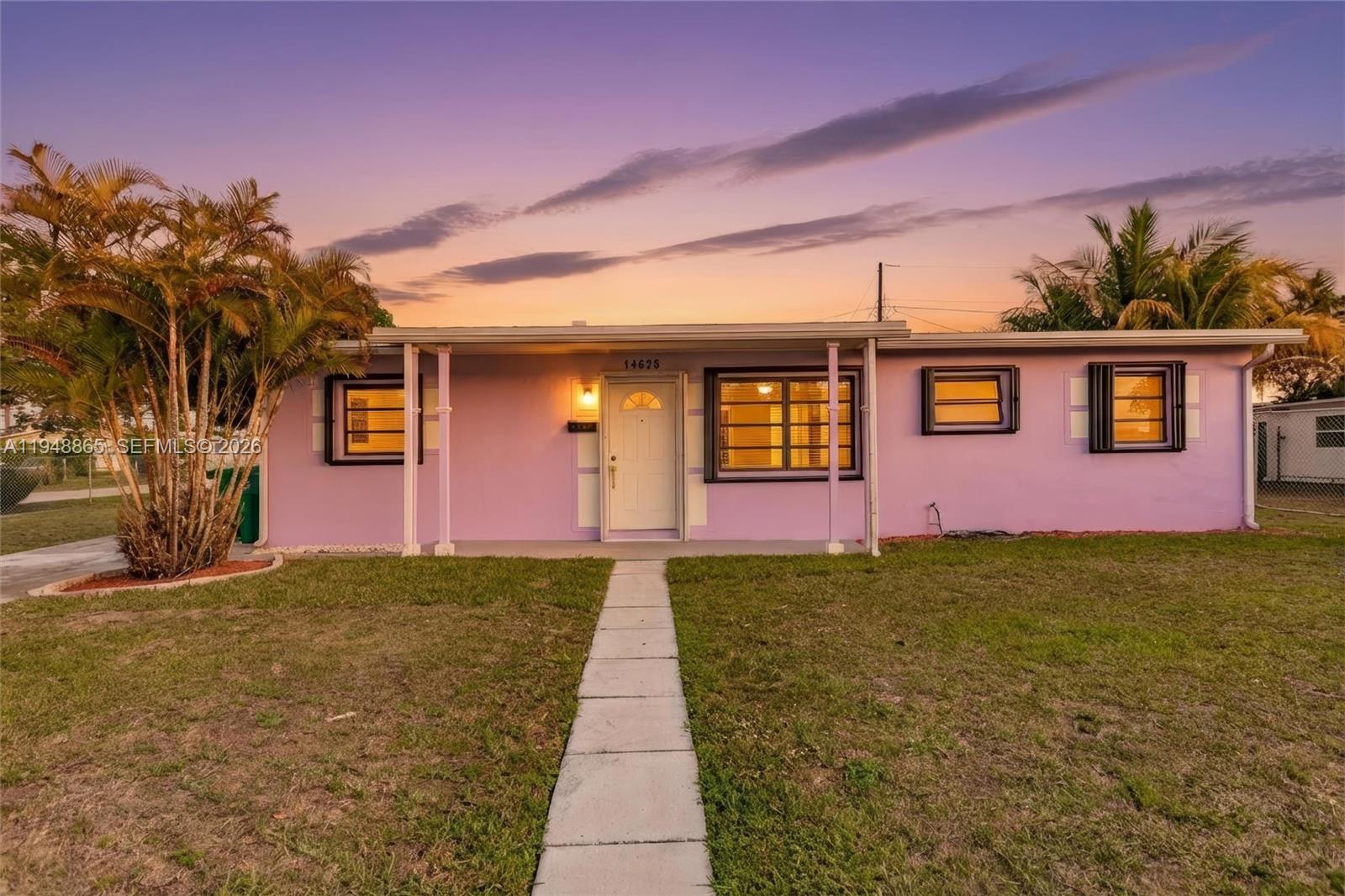 14625 Southwest 104th Place Miami, FL 33176 - Photo 4 of 39