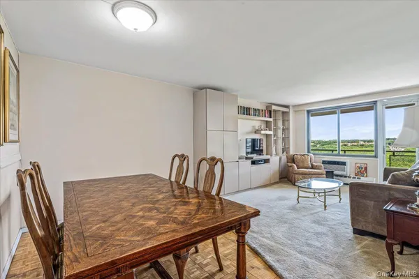 $389,000 | 220-55 46th Avenue, Unit 12E | Bayside