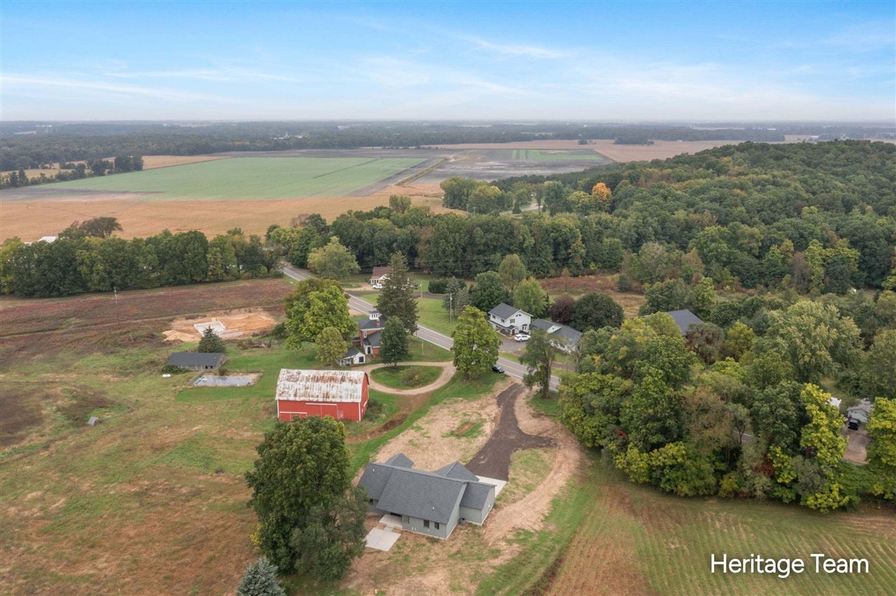 690 Pierce Road Plainwell, MI 49080 - Photo 36 of 42 Gallery Image 36