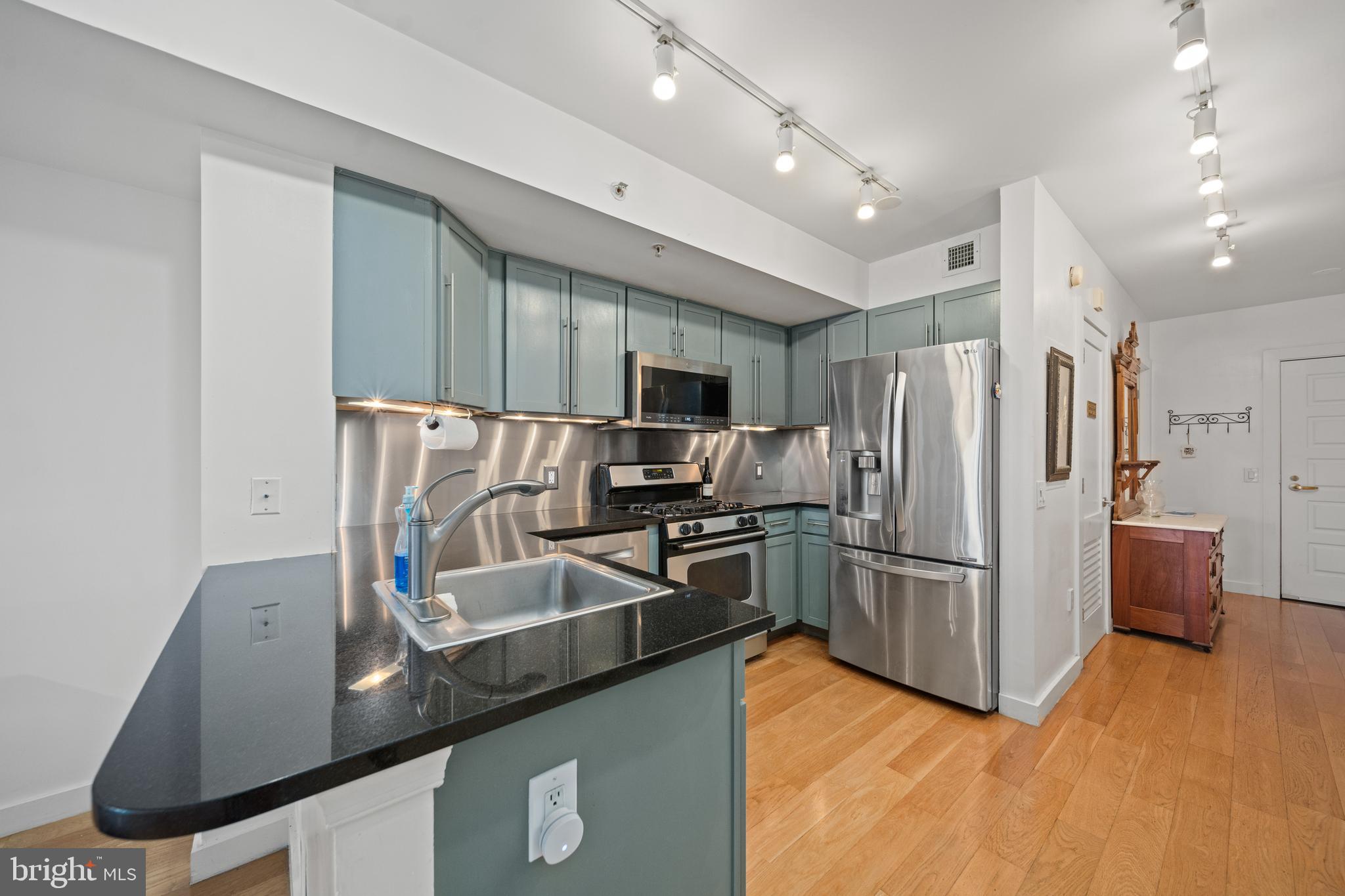 631 D Street Northwest, Unit 1139 Washington, DC 20004 - Photo 4 of 70