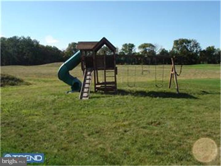 409 Hoffman Road Harleysville, PA 19438 - Photo 3 of 10 Gallery Image 3