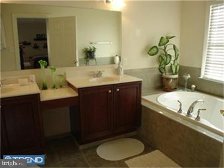 409 Hoffman Road Harleysville, PA 19438 - Photo 9 of 10 Gallery Image 9