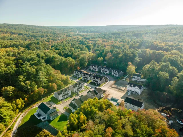 $499,900 | 16 Valley View Drive, Dayville, CT 06241