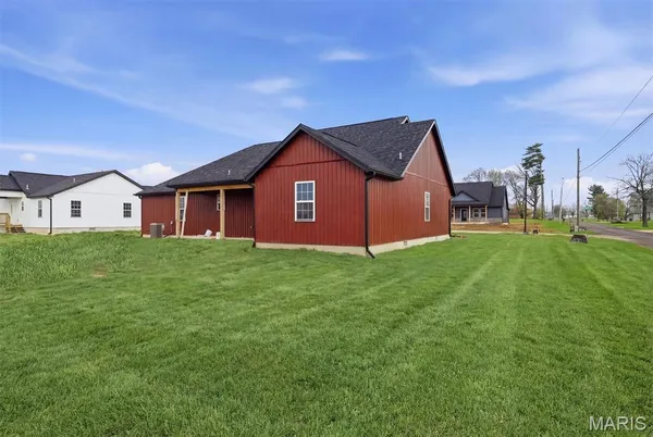 $310,000 | 2601 M- Country Dr Mountain Grove, Mountain Grove, MO 65711