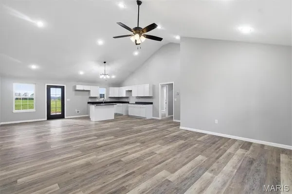 $310,000 | 2601 M- Country Dr Mountain Grove, Mountain Grove, MO 65711