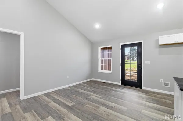 $310,000 | 2601 M- Country Dr Mountain Grove, Mountain Grove, MO 65711