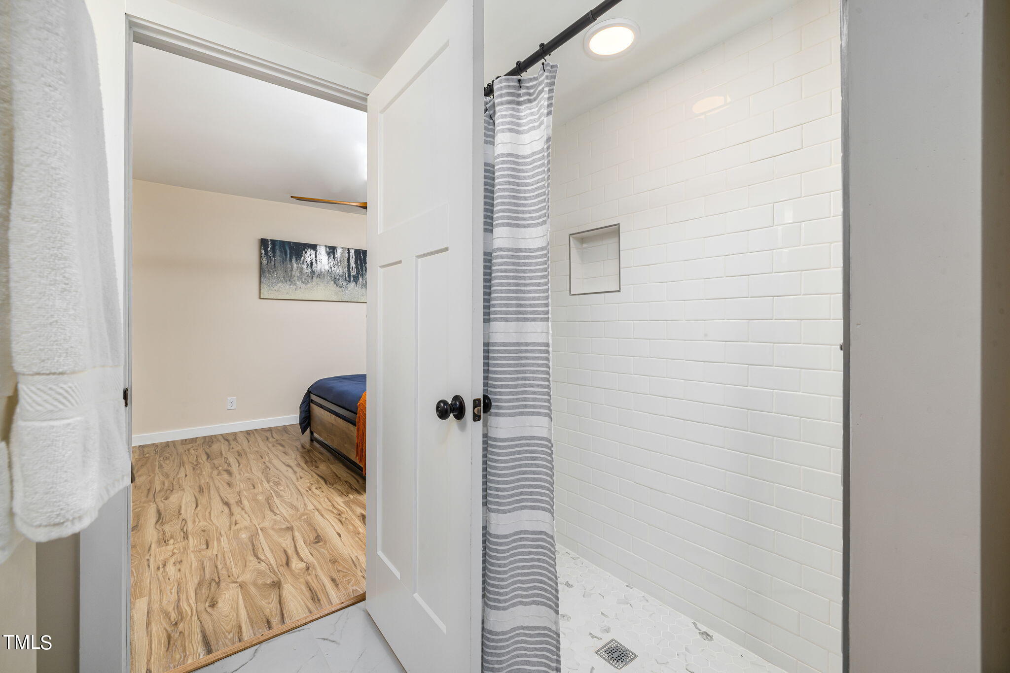 5020 Flint Ridge Place Raleigh, NC 27609 - Photo 19 of 30 10-web-or-mls-7K5A9469