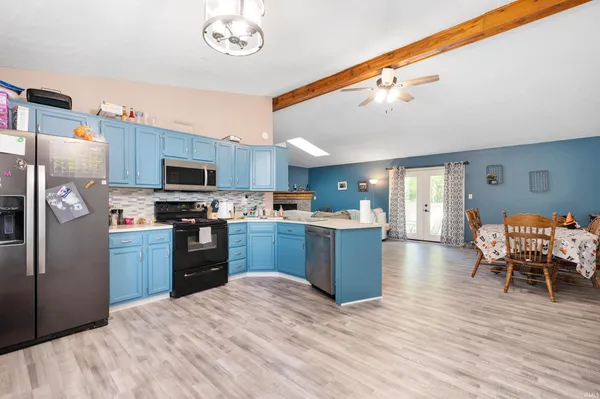 $247,000 | 310 North Division Street, Parker City, IN 47368