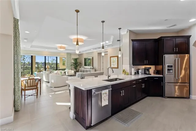 $2,499,000 | 2727 Tiburon Boulevard East, Unit 201, Naples, FL 34109