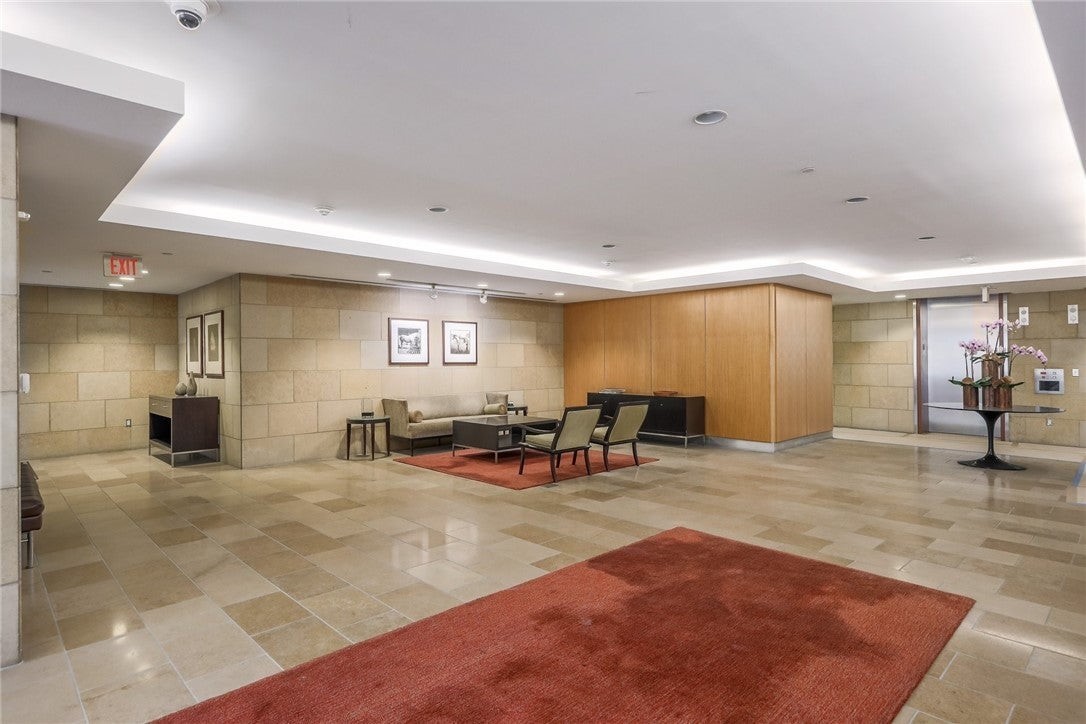 901 West 9th Street, Unit 404 Austin, TX 78703 - Photo 9 of 14 Lobby