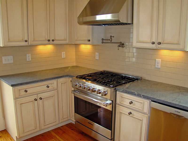 2 O Donnell Road Middletown, RI 02842 - Photo 14 of 25 Kitchen.