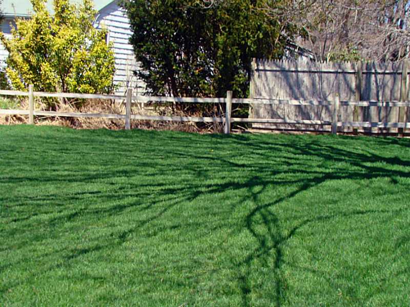 2 O Donnell Road Middletown, RI 02842 - Photo 19 of 25 Yard/Garden.