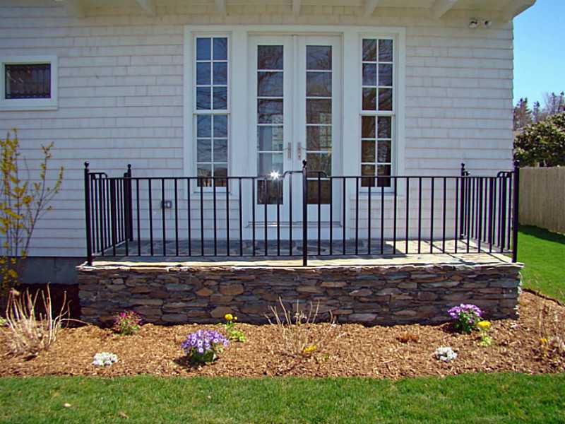 2 O Donnell Road Middletown, RI 02842 - Photo 20 of 25 Exterior Front.