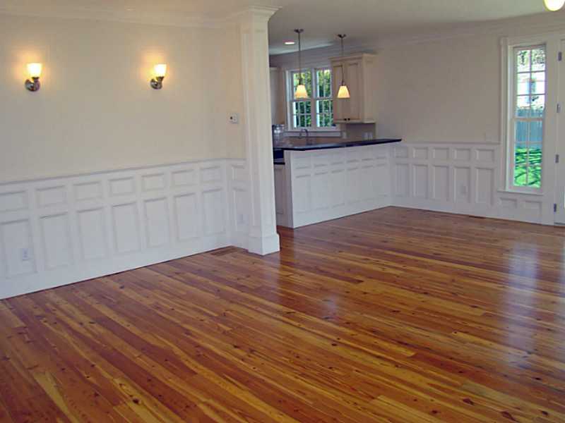 2 O Donnell Road Middletown, RI 02842 - Photo 8 of 25 Living Room.