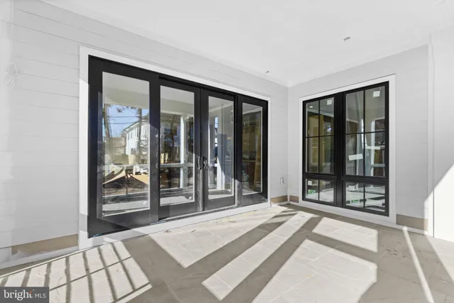 $3,249,000 | 629 North Lincoln Street, Arlington, VA 22201