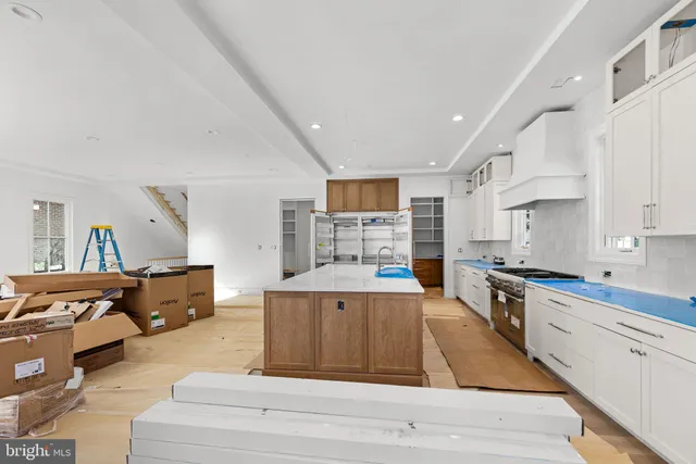 $3,249,000 | 629 North Lincoln Street, Arlington, VA 22201