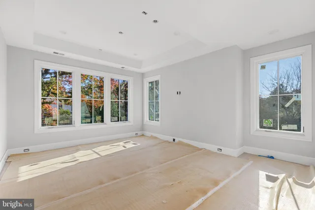 $3,249,000 | 629 North Lincoln Street, Arlington, VA 22201