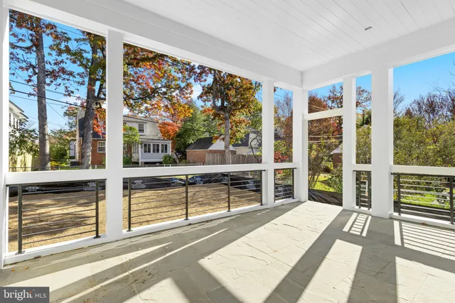 $3,249,000 | 629 North Lincoln Street, Arlington, VA 22201