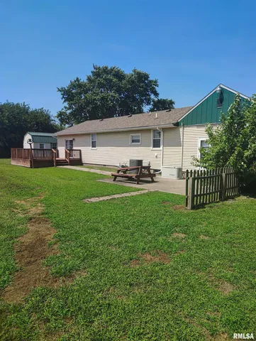 $105,900 | 21035 North 300th Road, Vermont, IL 61484