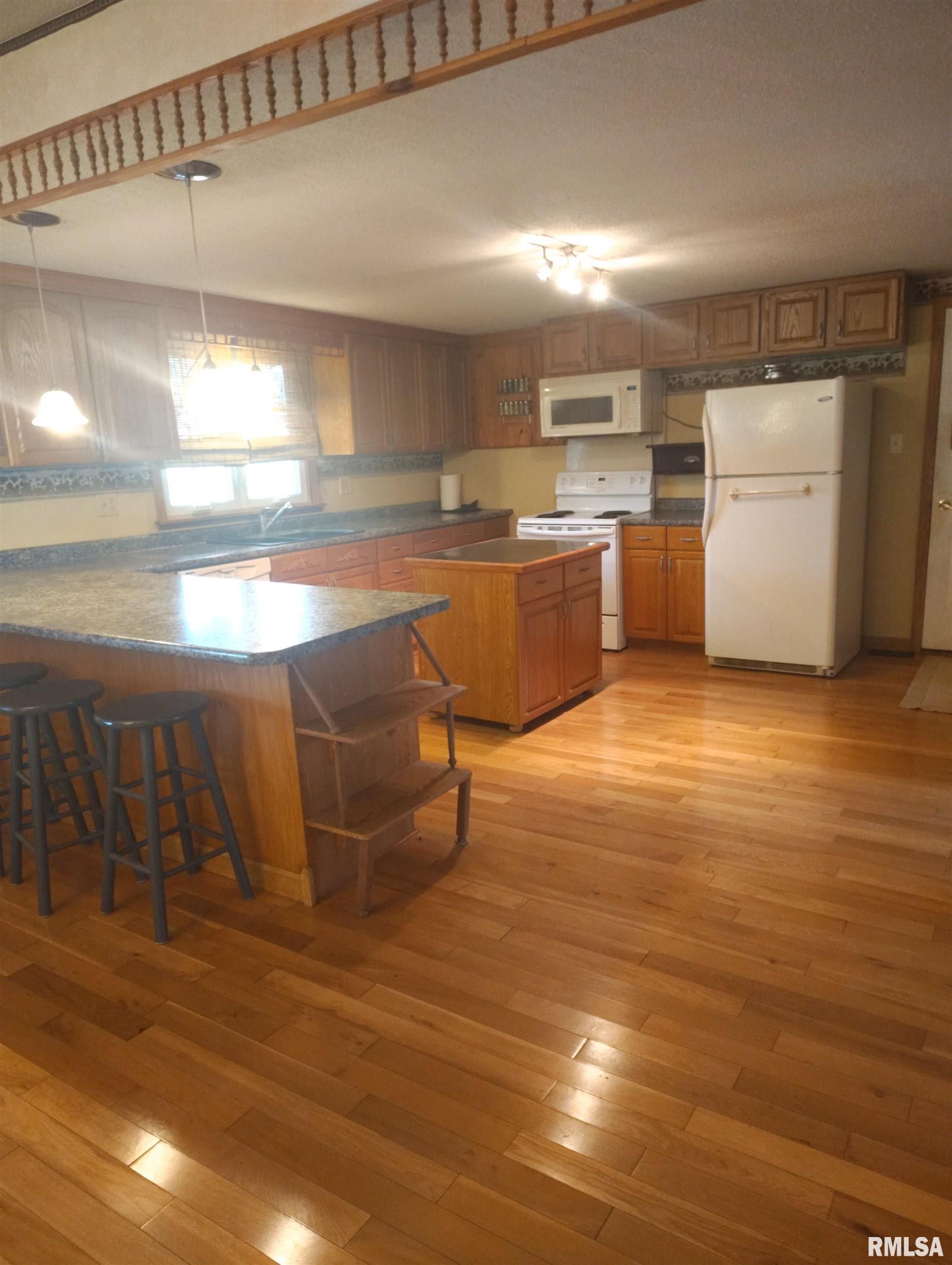 21035 North 300th Road Vermont, IL 61484 - Photo 7 of 20