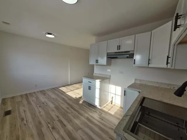 $330,000 | 225 McKool Avenue, Romeoville, IL 60446