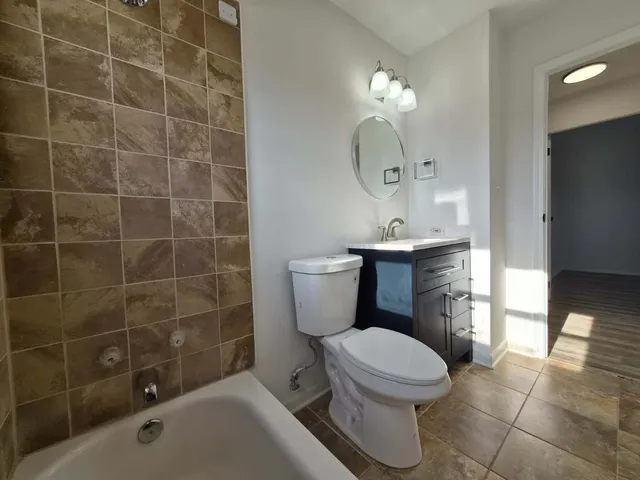 $330,000 | 225 McKool Avenue, Romeoville, IL 60446