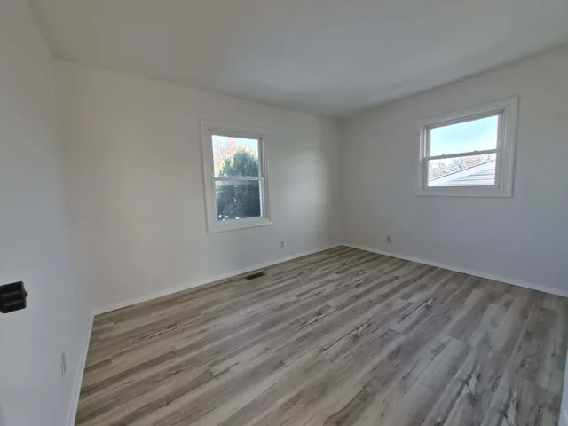 $330,000 | 225 McKool Avenue, Romeoville, IL 60446