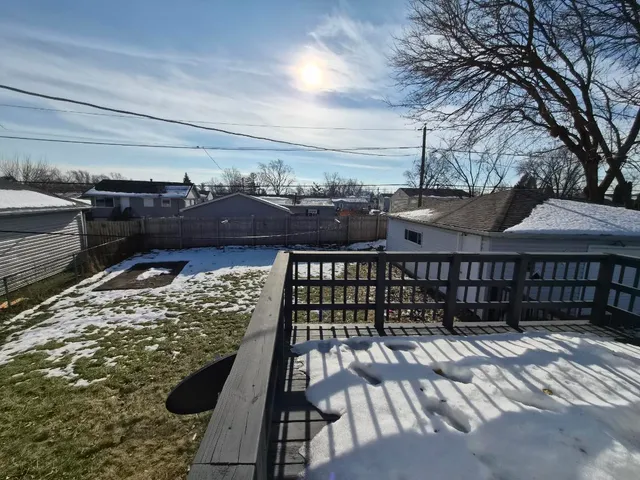 $330,000 | 225 McKool Avenue, Romeoville, IL 60446