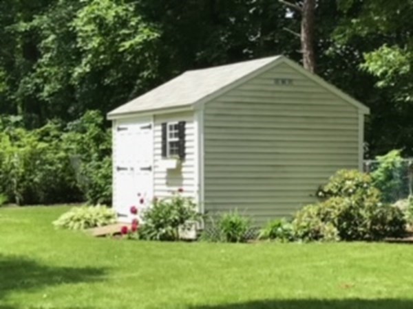 43 Kimball Road Dedham, MA 02026 - Photo 5 of 40 Gallery Image 5