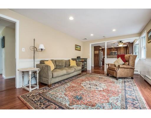 67 Wildwood Road Stow, MA 01775 - Photo 9 of 30 a living room with furniture and a rug