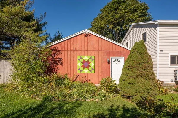 $459,000 | 11 Sunny Field Lane, Warren, ME 04864