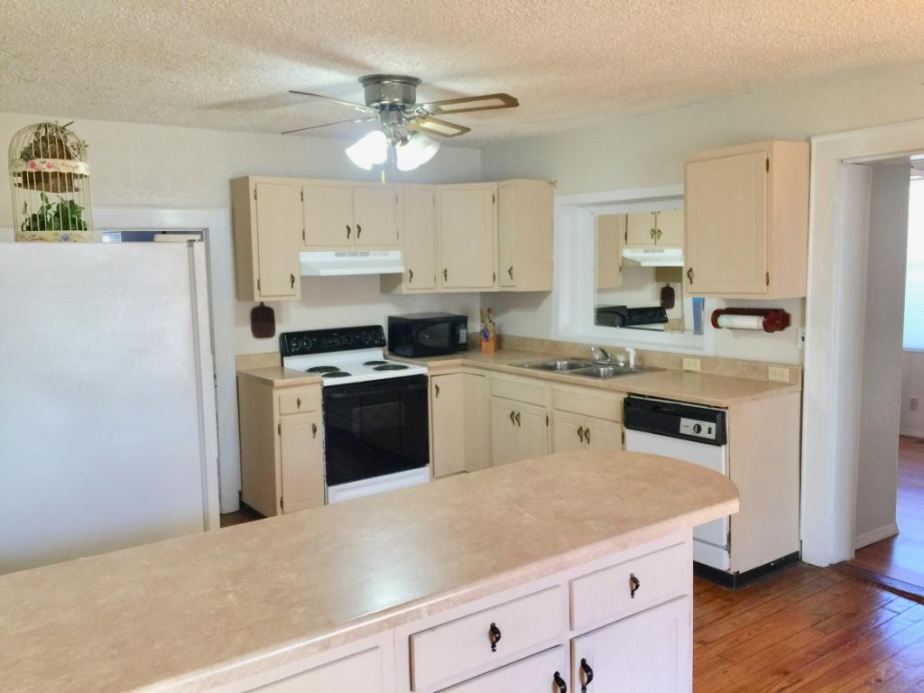5304 Guest River Road Norton, VA 24273 - Photo 9 of 29 Photo 9