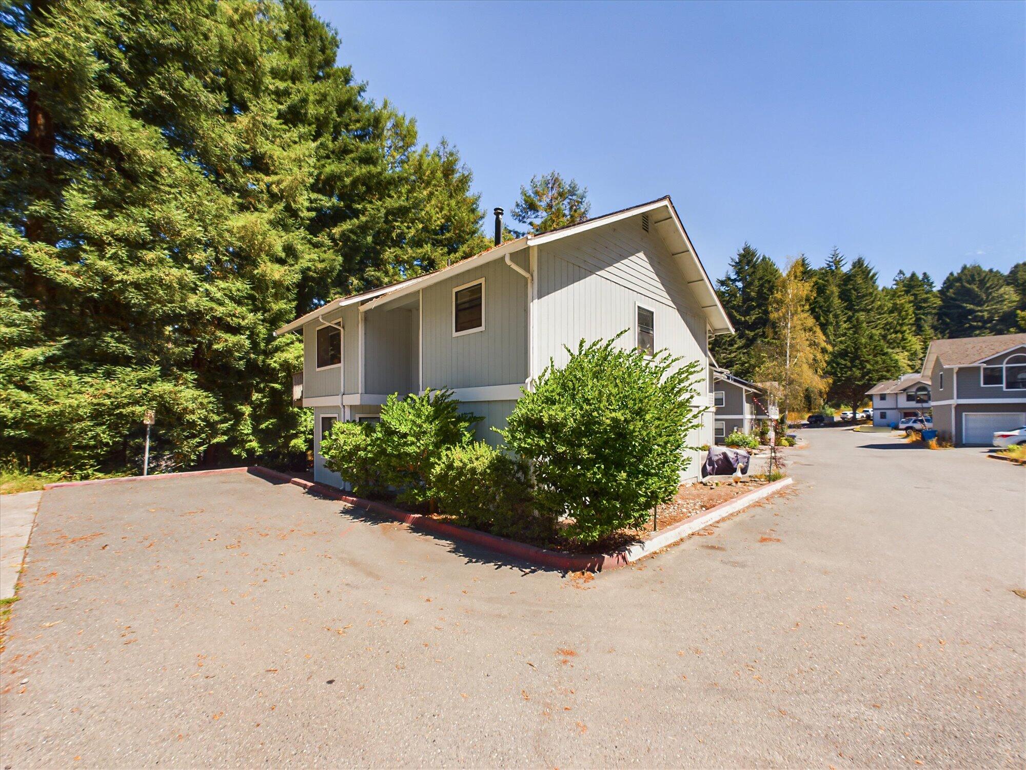 747 Hidden Creek Road Arcata, CA 95521 - Photo 6 of 63