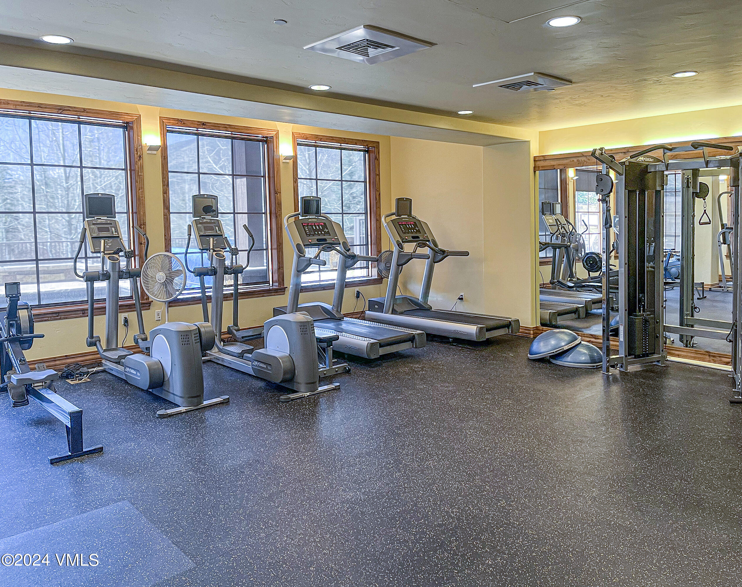 300 Prater Road, Unit B402 Avon, CO 81620 - Photo 32 of 38 BC-Landing-B-402-MLS_36