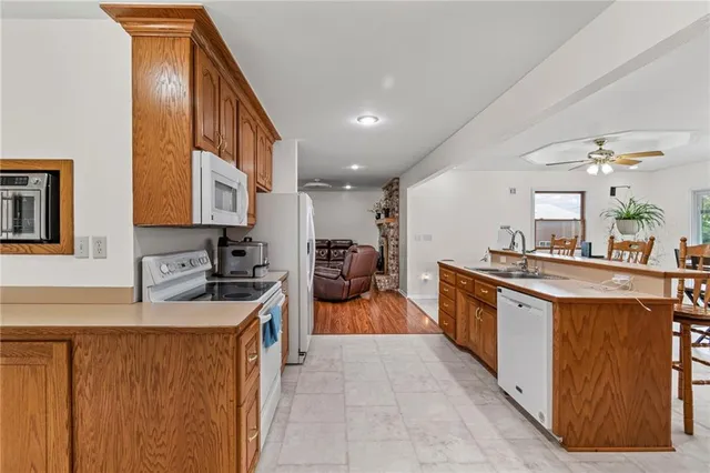 $429,900 | 10451 Miners Trail Road, Higginsville, MO 64037