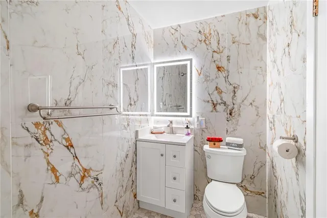 $429,900 | 10451 Miners Trail Road, Higginsville, MO 64037