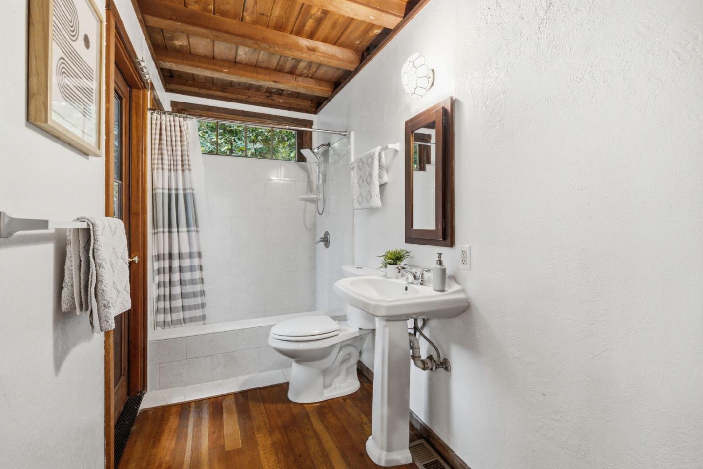 209 East Creek Road Felton, CA 95018 - Photo 13 of 33