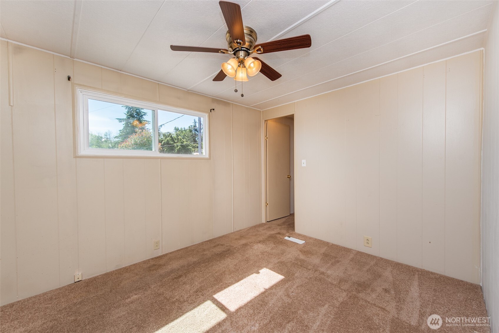 921 South 3rd Avenue, Unit 15 Sequim, WA 98382 - Photo 23 of 34