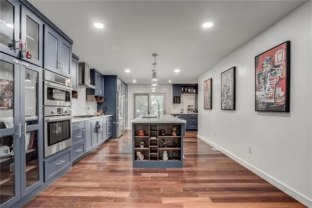 $1,175,000 | 12204 Catalina Street, Leawood, KS 66209