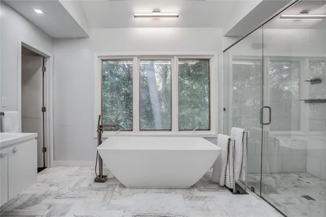 $1,175,000 | 12204 Catalina Street, Leawood, KS 66209