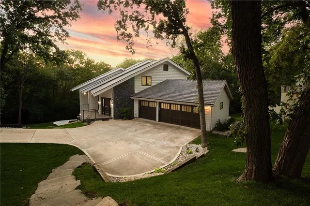 $1,175,000 | 12204 Catalina Street, Leawood, KS 66209