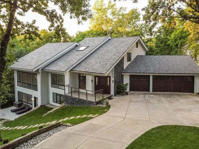 $1,175,000 | 12204 Catalina Street, Leawood, KS 66209